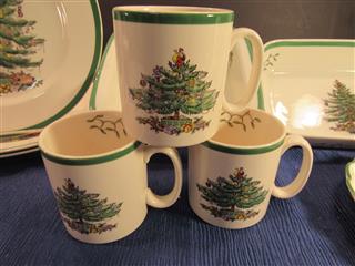 VTG LOT OF 17 SPODE CHRISTMAS TREE PORCELAIN DISHES PLATES BOWLS CUPS COASTERS